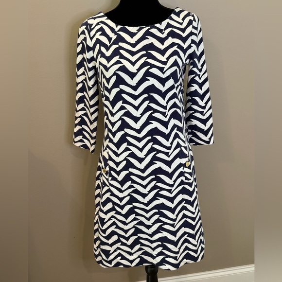 Women’s LILLY PULITZER Navy I Got Lucky Bird Charlene shift dress- Size Small - Picture 3 of 9